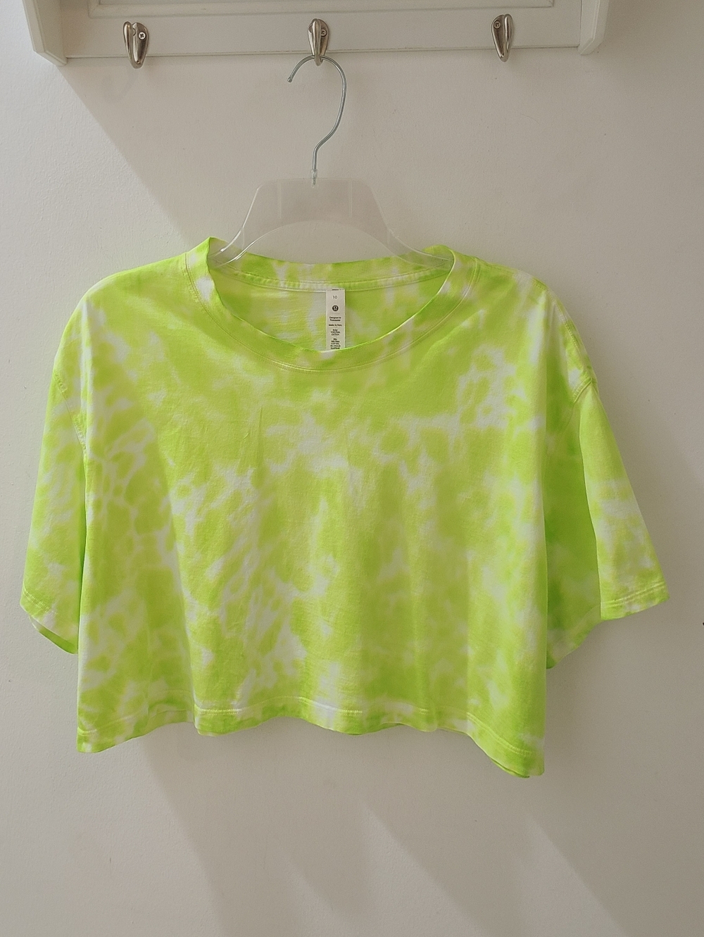 Lululemon All Yours Cropped Cotton T-Shirt Marmoleado Tie Dye Eccentric Lime 10 - Picture 3 of 8